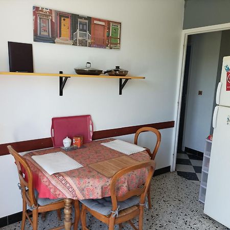 Chambre D'Hotes Les Garrigues Piolenc Exterior foto